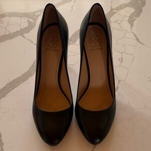 Tory Burch Classic Black Heels